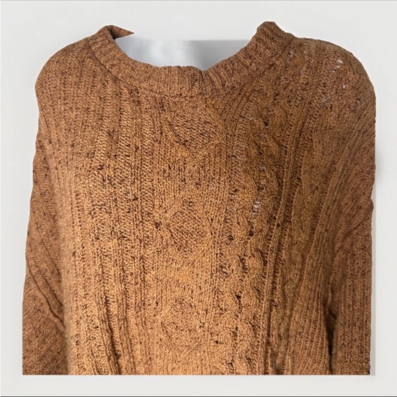 Free People Brown Crew Neck Cable-Knit Sweater Small Women’s Oversized Chunky - Picture 4 of 9